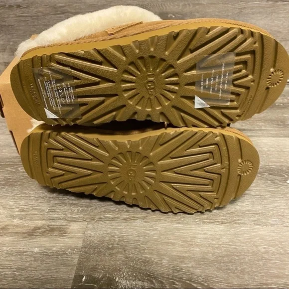 UGG | Cluggette Fur Lined Slippers In Chestnut NEW In Box - Picture 7 of 12